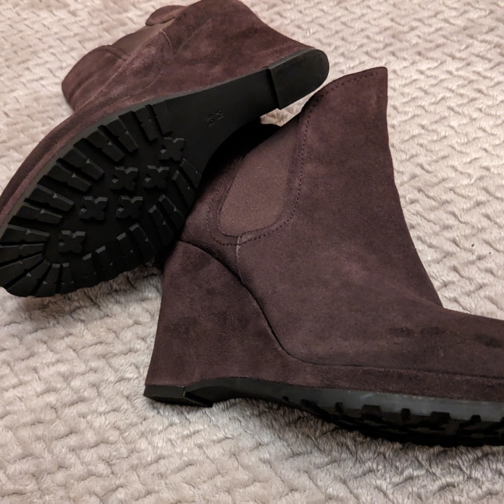 NEW VANELI Brown Suede Wedge Booties w/Side Zip- Sz **6.5** (See Description)
